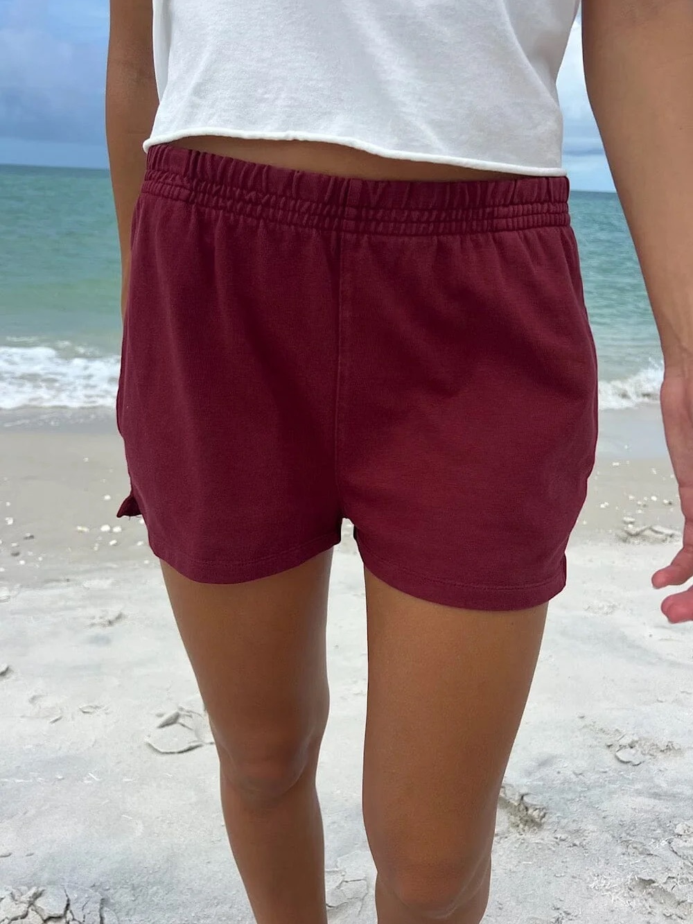 Brandy Melville Burgundy Rosa Sweatshorts